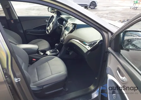 2018 Hyundai Santa Fe Sport 2.4L из США, поврежденный, VIN 5NMZUDLB8JH098549